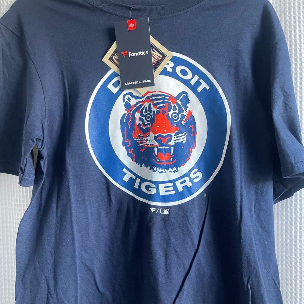 New Stock- Fanatics Detroit Tigers T-shirt